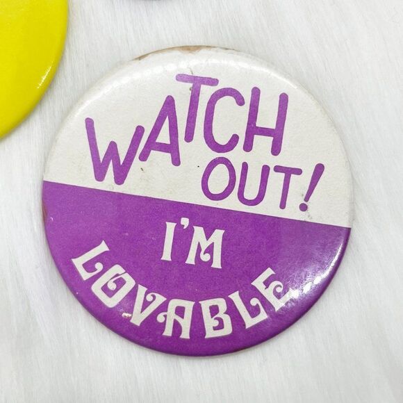 🔮 5/$25 Vintage Cute Love Pins 🥰‎ - Picture 4 of 6